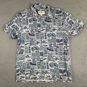 Island Shores Shirt Mens Medium Blue Patriot Hawaiian US Flag Rayon Resortwear